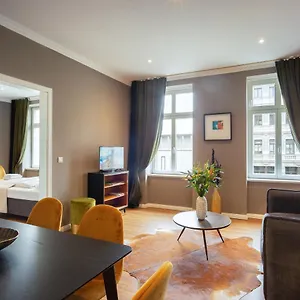 https://leipzig-suites-no12-4-zimmer-apartment-und-balkon.bestleipzighotels.com